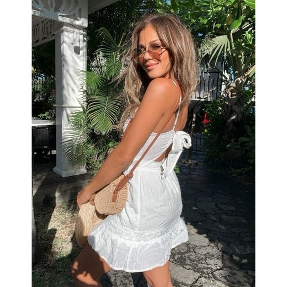 White Lace Trim Sleeveless Square Neck Open Back Frill Hem Mini Dress - Picture 8 of 9